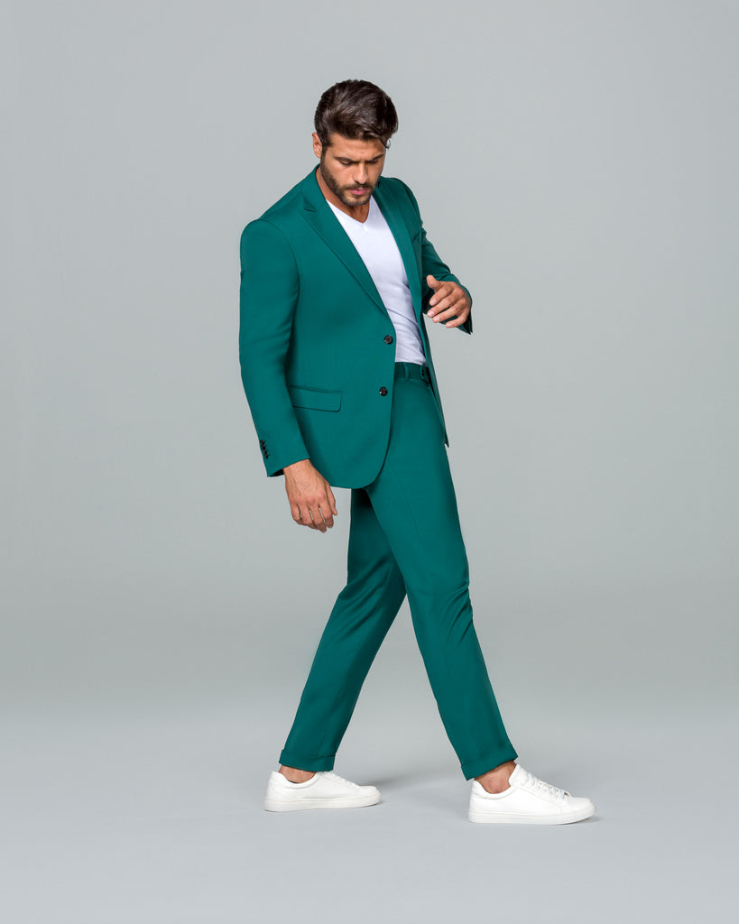 Two button suit in UAE | Made to measure suits in Dubai