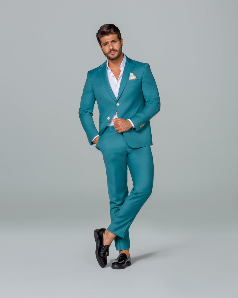 Online tailored suits in UAE | Tailored suits in Dubai