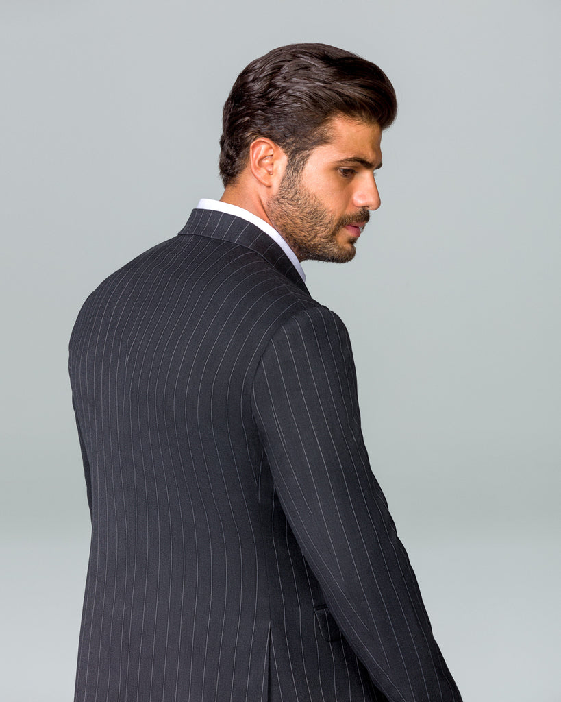 Double breasted suit in Saudi Arabia | UAE fashion online shopping 